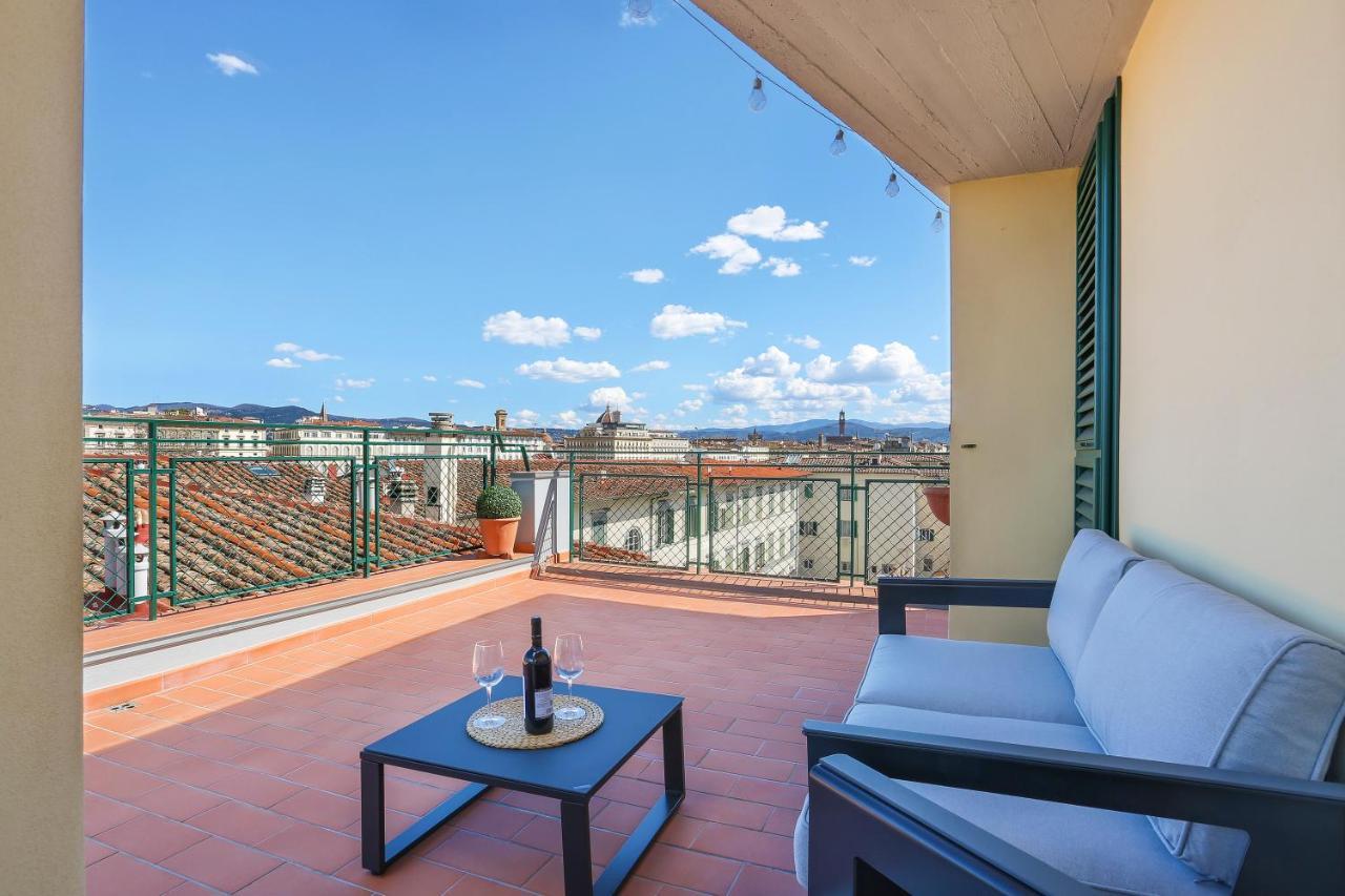 Penthouse With Big Terrace In Oltrarno - Hosted By Sweetstay Firenze Esterno foto