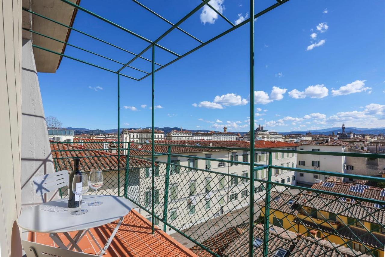 Penthouse With Big Terrace In Oltrarno - Hosted By Sweetstay Firenze Esterno foto